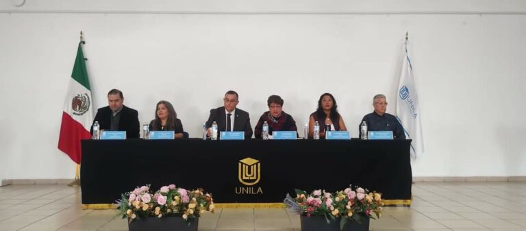 Docentes y universitarios reflexionan sobre el papel de figuras educativas en la NEM