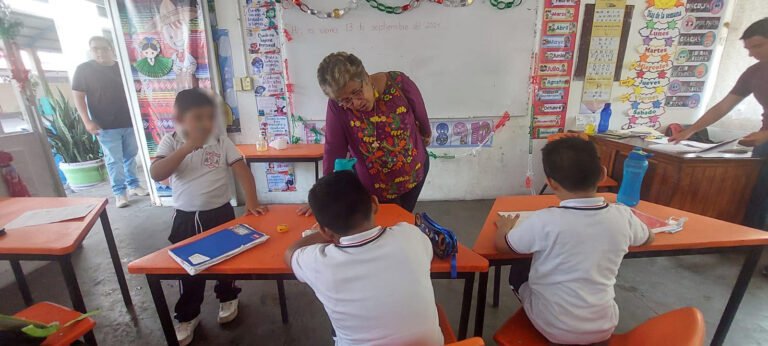Subsecretaria se reúne con comunidad educativa en Ayala, Morelos