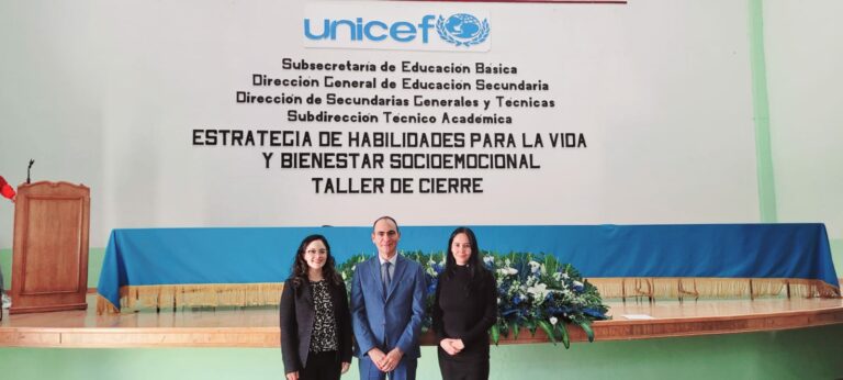 Docentes del Estado de México y Puebla llevan a las aulas Manuales de Habilidades para la Vida