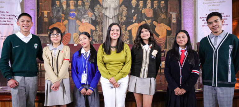 A 100 años de la Educación Secundaria, se abre un espacio para escuchar, reconocer y actuar con el propósito de fortalecer y mejorar este nivel educativo