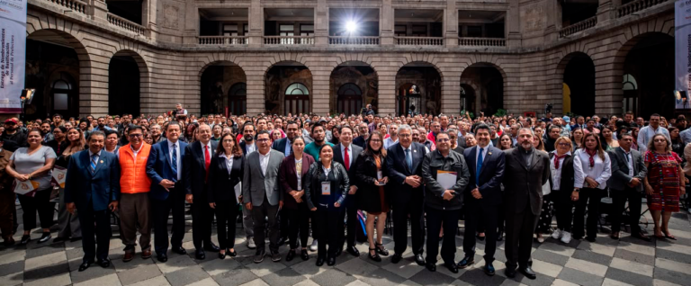 Gobierno de México brinda certeza laboral a 568 prefectas y prefectos de Educación Básica con nombramientos definitivos